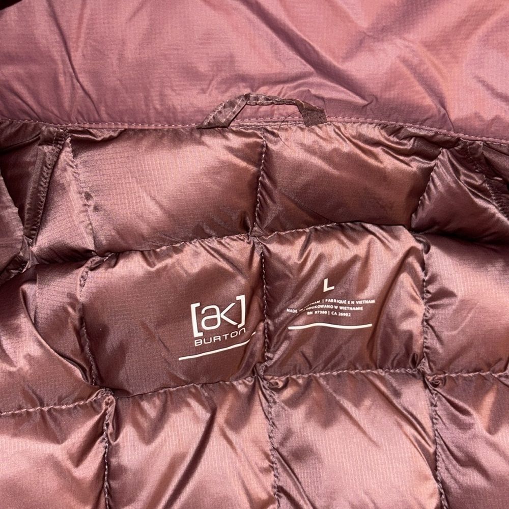 AK Burton Rose Down quilted Vest like new - Picture 16 of 16